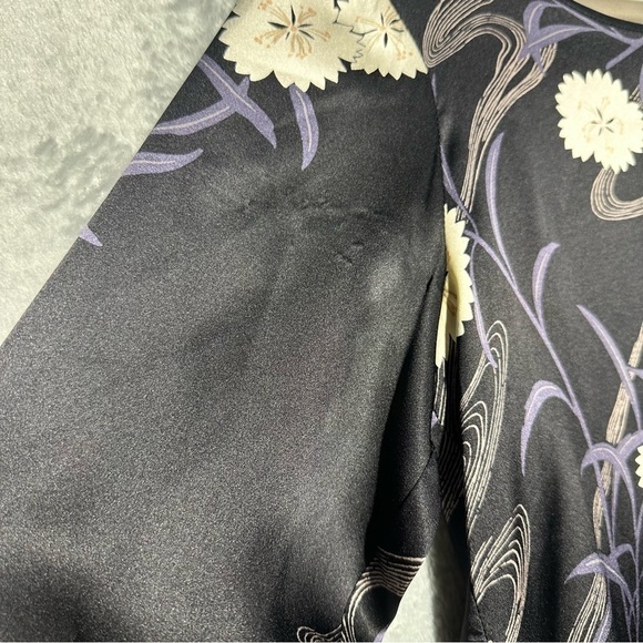 Club Monaco Briley Open-Back Black 100% Silk Floral Print Long Sleeve Blouse #44 - Picture 11 of 16